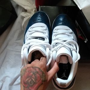 Air Jordan 11 retro low blue snakeskin